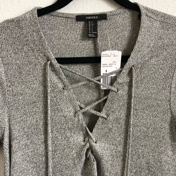 Top - Picture 2 of 5